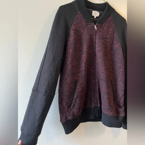 Aritzia Wilfred Varsity Bomber Jacket Size 8 Wool & Cotton Blend Black/ Maroon - Picture 6 of 12